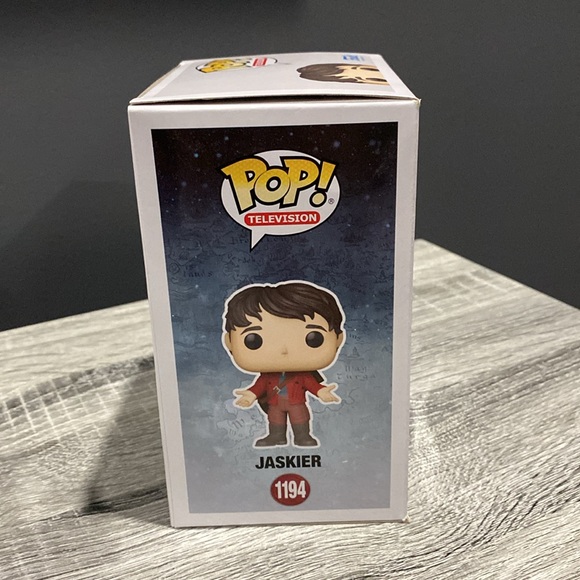 Funko Pop! Television | The Witcher #1194: Jaskier - Collectable Vinyl Figure - Picture 5 of 13